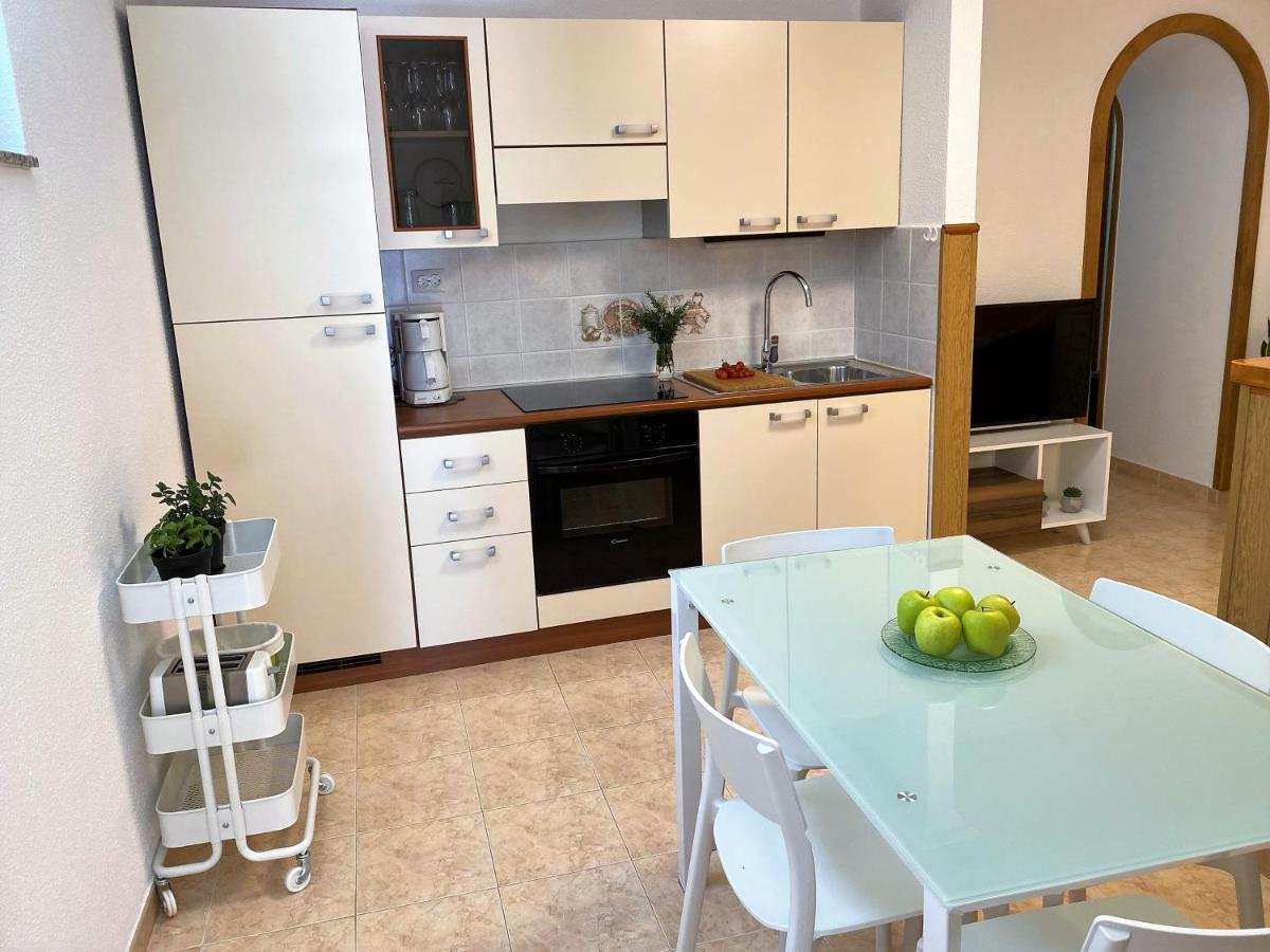 Guest House Deskovic Mošćenička Draga Habitación foto