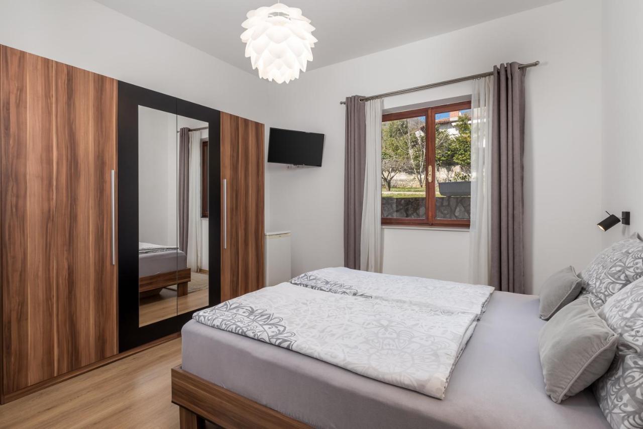 Guest House Deskovic Mošćenička Draga Habitación foto